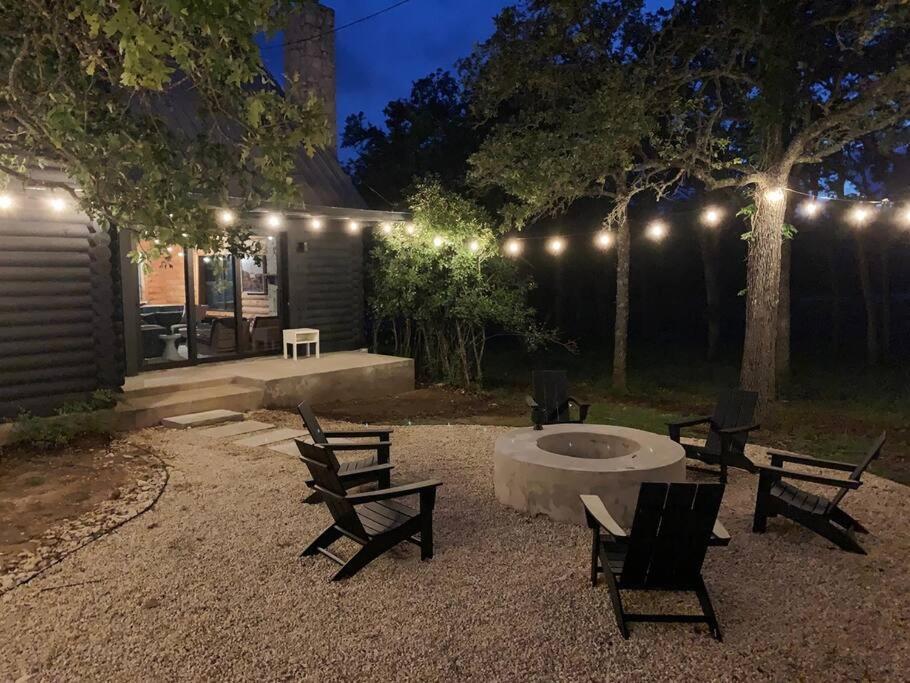 Designer Luxury, Pool Table, Fire Pit, Sleeps 16 Villa Fredericksburg Exterior photo